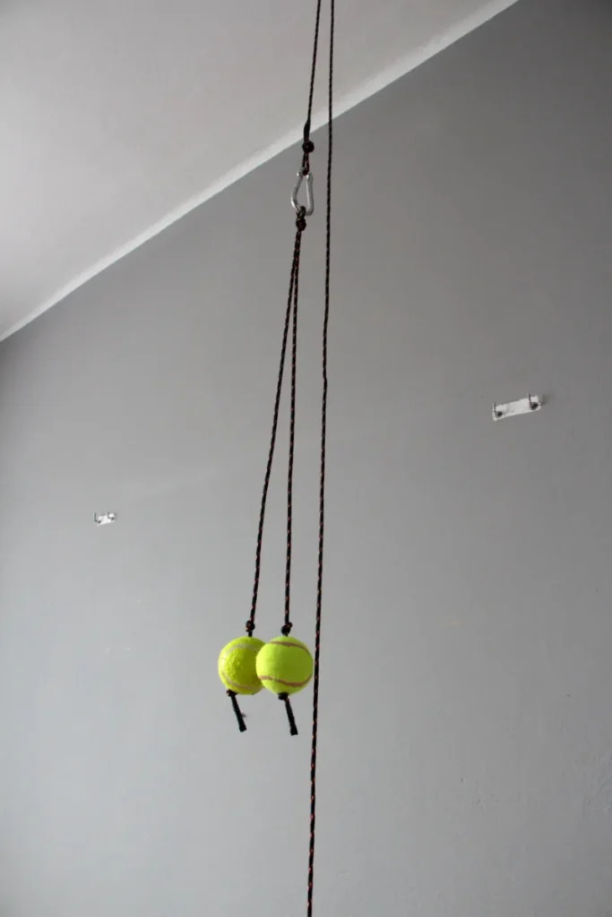 wyciag-gorny-i-dolny-trening-w-domu